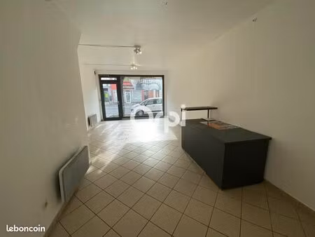 local commercial 28 m²