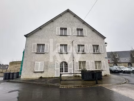 vente d'un immeuble (170 m²) à sainte-maure de touraine 37