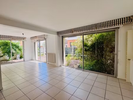 st michel - maison t5 de 155m2 avec jardin