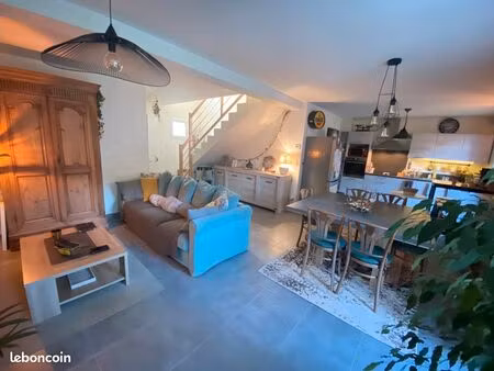 maison récente f6 thionville-oeutrange  rare  cuisine aménagée ouverte sur salon-séjour ac