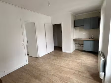 location appartement 2 pièces 30 m² à gentilly (94250)  990 €