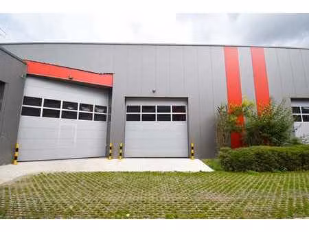 unité pme prête à l'emploi (98 m²) - option bureau