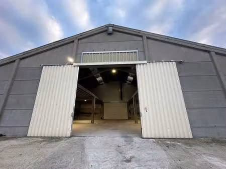 entrepôt d'environ 450 m² à louer à beselare