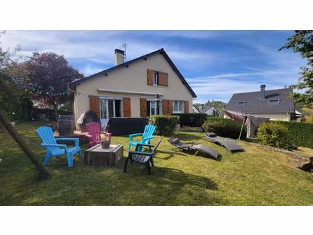 location meublée maison 5 pièces 120 m² à charleville-mezieres (08000)  1 500 €