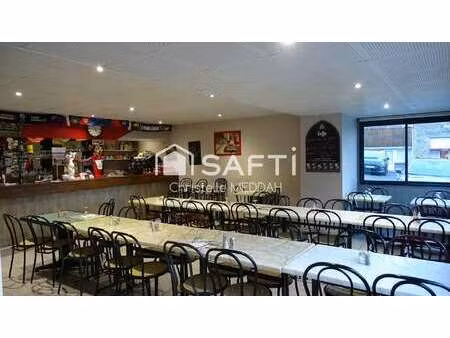 vente bureaux et commerces à pleslin-trigavou (22490) : à vendre / 217m² pleslin-trigavou