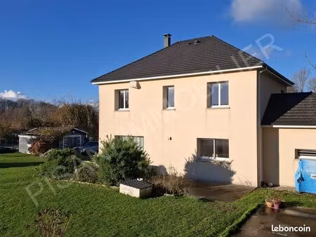 maison 6 pièces 165 m²