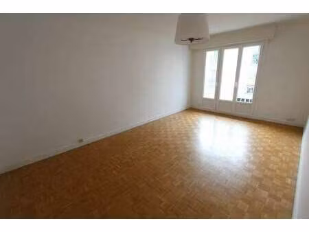 location appartement 2 pièces à nantes centre ville (44000) : à louer 2 pièces / 46m² nant