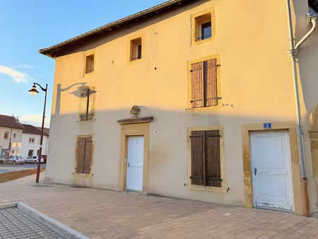 appartement de 70 m2 avec cave et grand garage marly centr