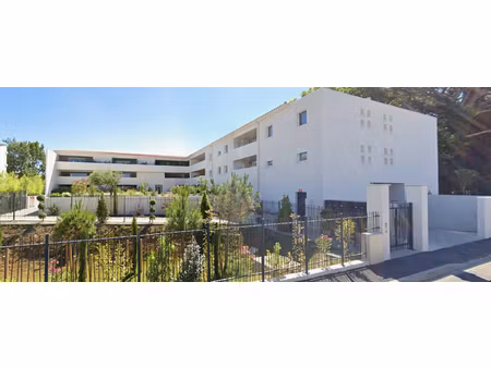 place de parking -stationnement sous sol