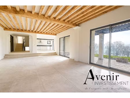 dommartin - maison rénovée- 300m2 - 5 chambres - jardin - piscine