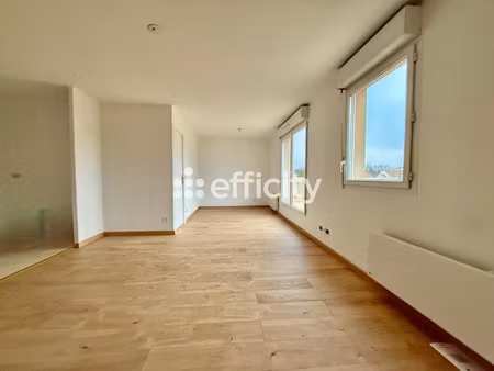 appartement 4 pièces - 77 m²