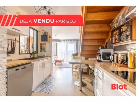 sous compromis blot immobilier - superbe duplex contemporain - thorigné fouillard