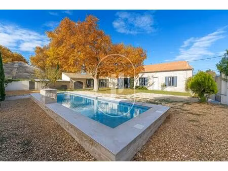 authentique mas rénové avec piscine à vendre à saint-rémy-de-provence