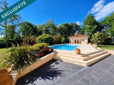 grande maison familiale 236 m² avec piscine – calme absolu – à 30 km de lyon