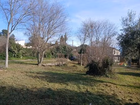 terrain plat à bâtir