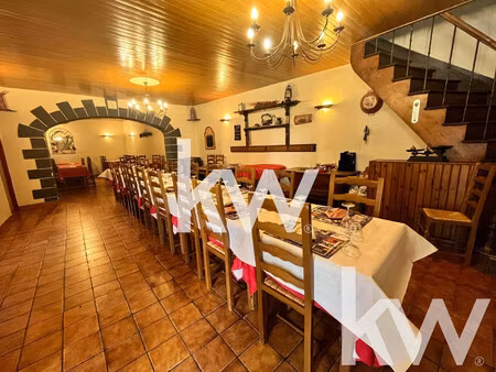 fonds de commerce bar  restaurant  jeux  140 m2  secteur combro