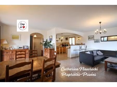 belle villa 124 m² avec garage sur un terrain de 3600 m² - aurel 84390