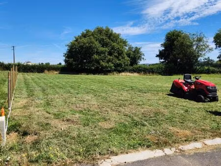 en vente terrain constructible 15 12 ares – 18 800 € |la châtaigneraie