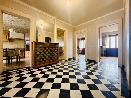 maison mitoyenne de 156m2 avec sous-sol complet