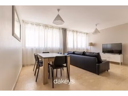 à vendre – bureaux / locaux professionnels – 160 m² – rue pascal – rdc – accès pmr