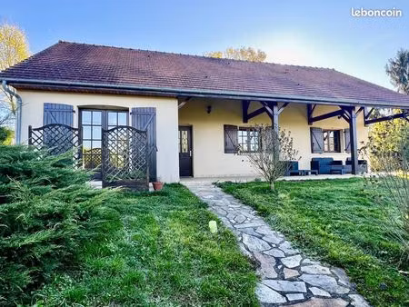 maison 7 pièces 110 m²