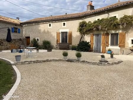 maison 7 pièces 136 m²