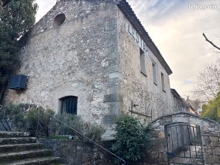 entrecasteaux  magnifique moulin en pierre du xviiii sur 846 m2 de terrain