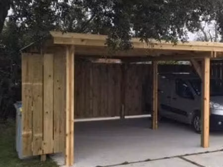 place de carport à vendre – eysines centre / 400m école & tram