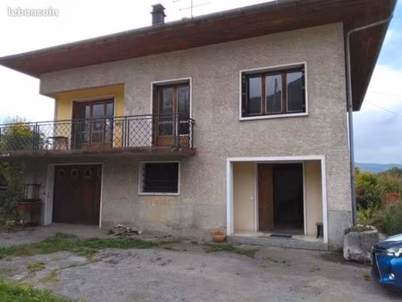 maison t4 et potentiel aménageable