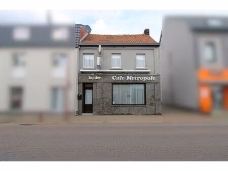 commercieel te koop in maasmechelen met 3 slaapkamers