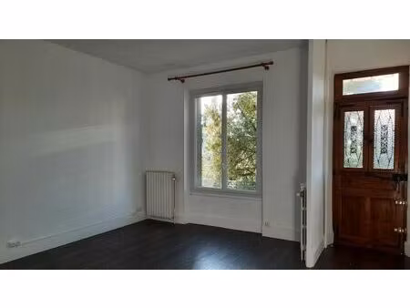 location maison 6 pièces 135 m² à valence (26000)