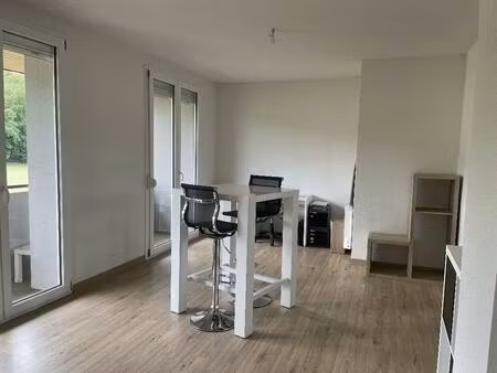 location appartement 3 pièces 65 m² à villars-lès-blamont (25310)