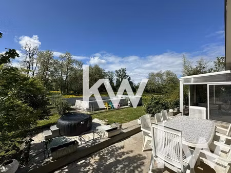 maison t6 de 200m² + grange 193m² sur terrain 8758m²