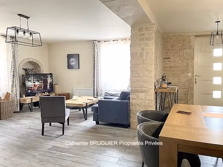 maison en pierre avec 2 logements 220 m2 entièrement rénovée 6 chambres  centre village