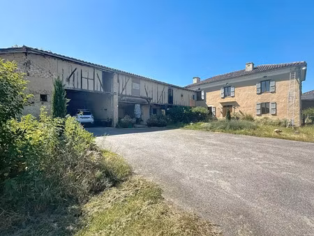 vente ferme 7 pièces 343 m² à moncorneil-grazan (32260)  366 000 €