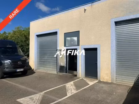 local d'activite a vendre