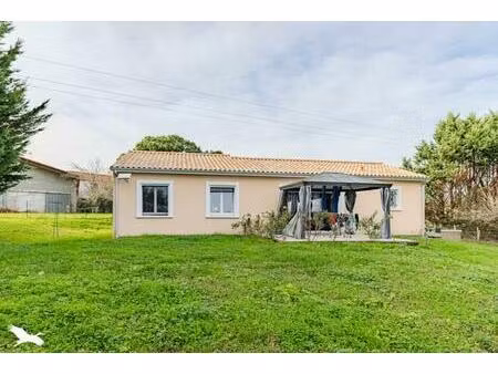 vente maison 5 pièces 91 m² lagorce (33230)