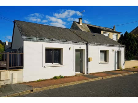 local professionnel à vendre saumur 4 pièce(s) 96m2 81 000€