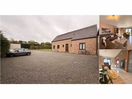 maison à louer à rue es fays 12a loyers (vbd56645)