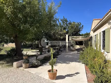 vente maison 5 pièces 123 m² à fontvieille (13990)  795 000 €