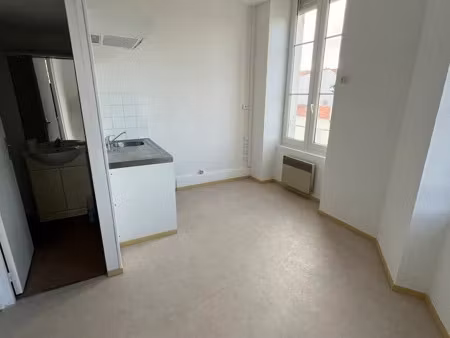 vente appartement 1 pièce 22 m² à saujon (17600)  87 900 €