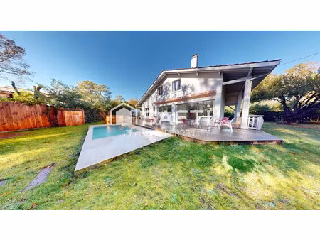 vente maison 7 pièces 155 m² à lege-cap-ferret (33950)  1 395 000 €