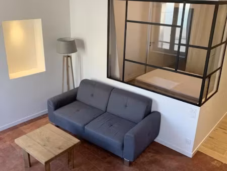location meublée appartement 2 pièces 42 m² à villefranche-sur-saone (69400)  950 €