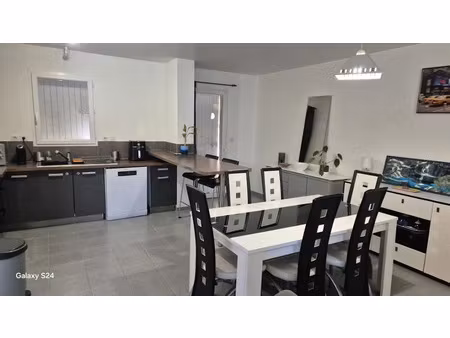 location maison 4 pièces 90 m² à angouleme (16000)  1 080 €