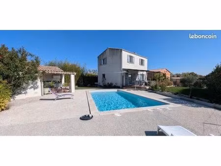 maison récente avec piscine – un véritable havre de paix à bagard