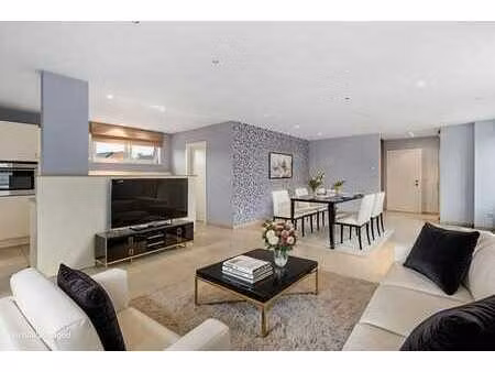 70% disponible | immeuble contemporain avec 4 appartements …