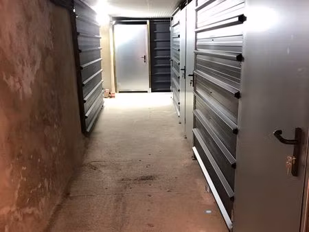 loue box centre ville gignac 34150