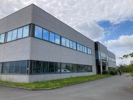 bureau prêt à l'emploi à louer à houdeng-goegnies - près de