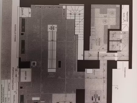 local commercial place hôtel de ville aurillac