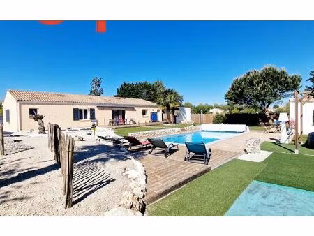 maison saint-agnant m² t-7 à vendre  441 000 €